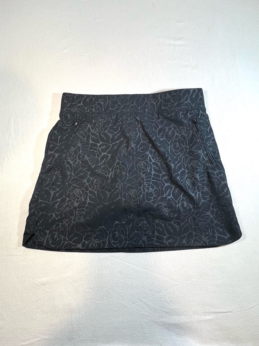 Orvis Black Floral-Print Mini Skirt